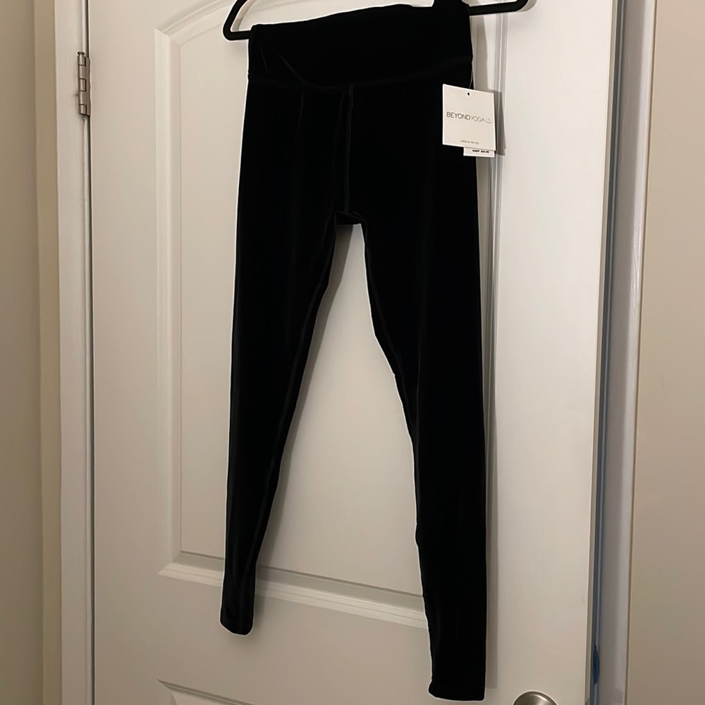 Beyond Yoga Black Velvet Leggings